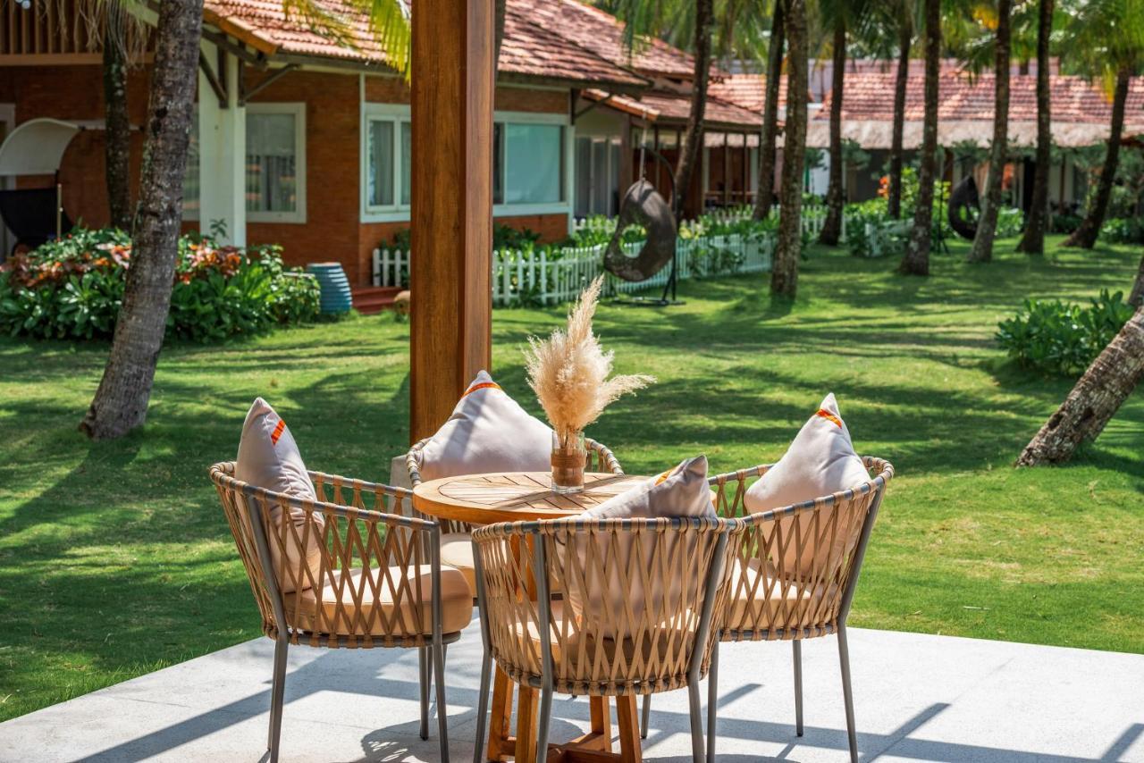 Famiana Resort & Spa - Breakfast Is Served As Brunch 6Am30 To 1Pm Duong Dong Exterior foto