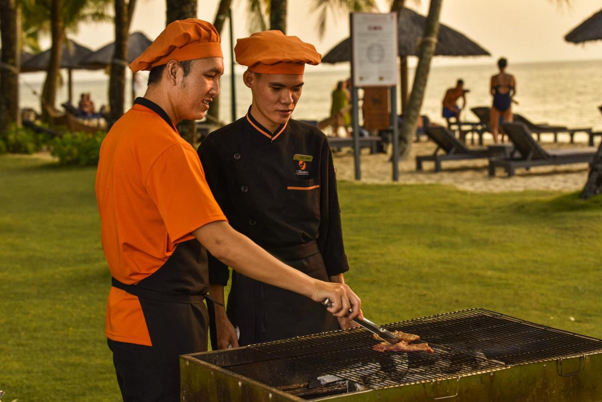 Famiana Resort & Spa - Breakfast Is Served As Brunch 6Am30 To 1Pm Duong Dong Exterior foto