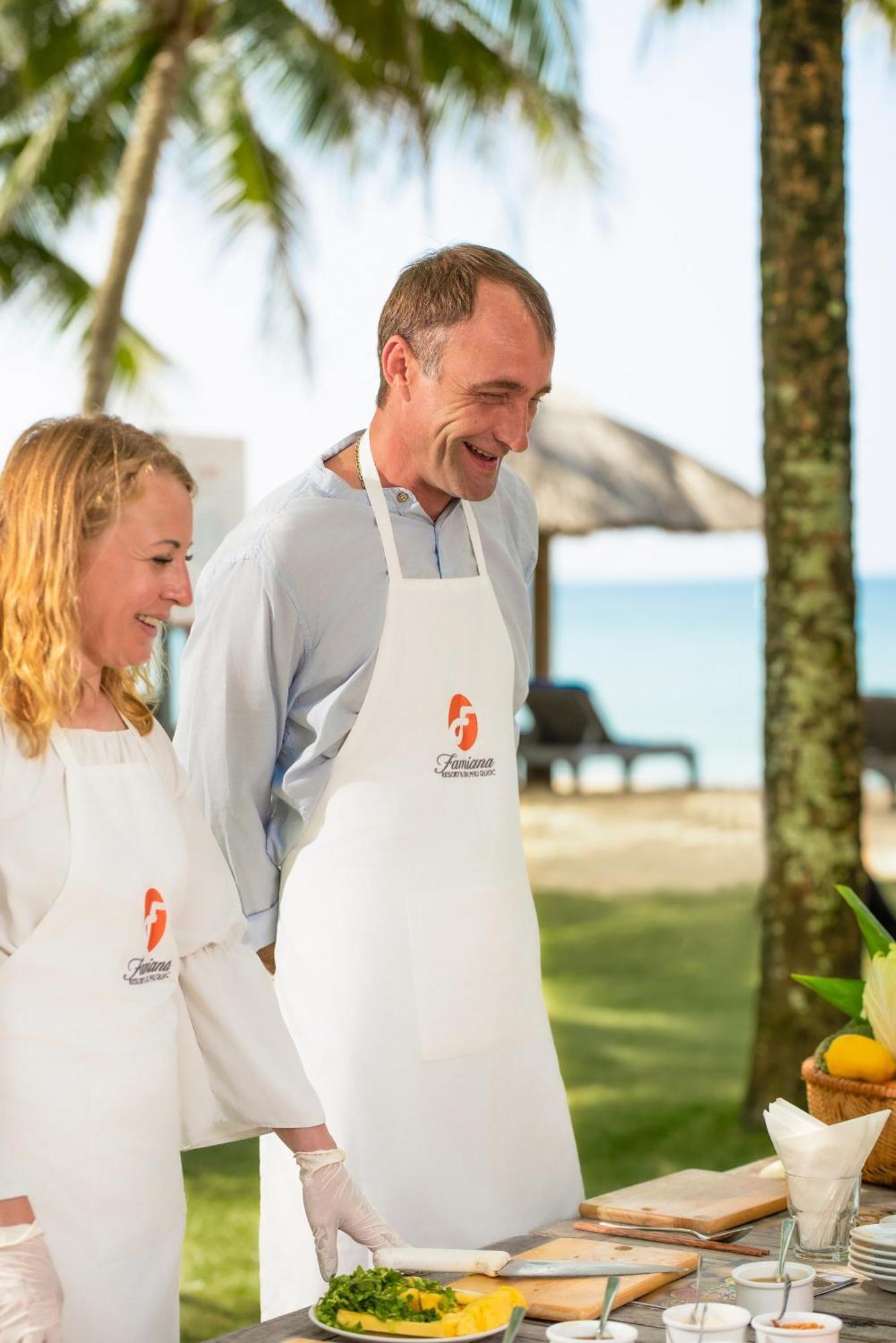 Famiana Resort & Spa - Breakfast Is Served As Brunch 6Am30 To 1Pm Duong Dong Exterior foto