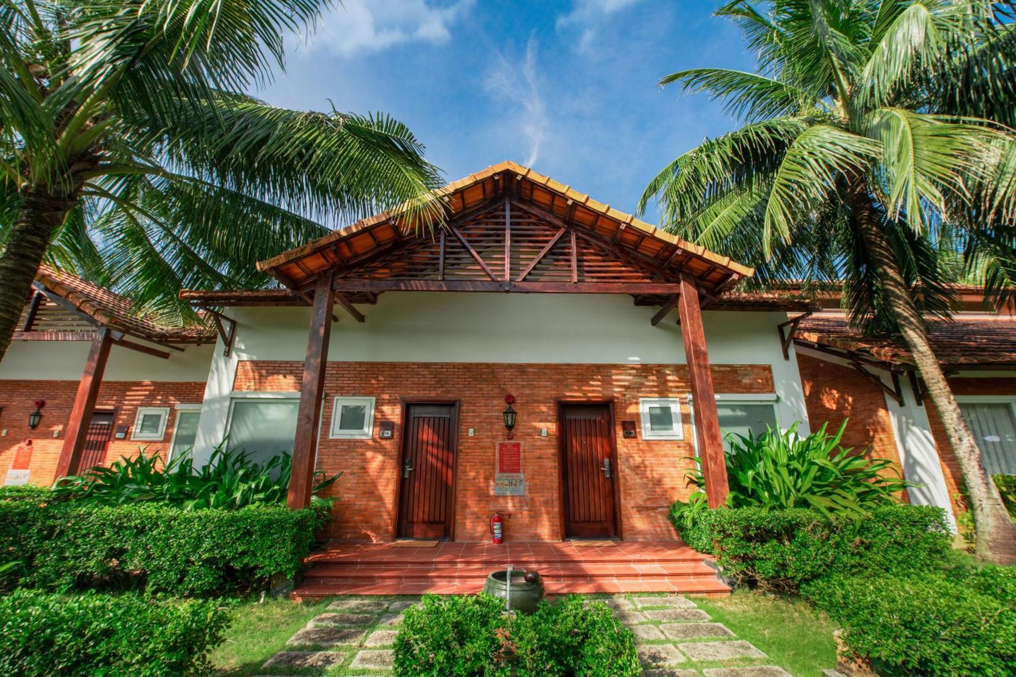 Famiana Resort & Spa - Breakfast Is Served As Brunch 6Am30 To 1Pm Duong Dong Exterior foto