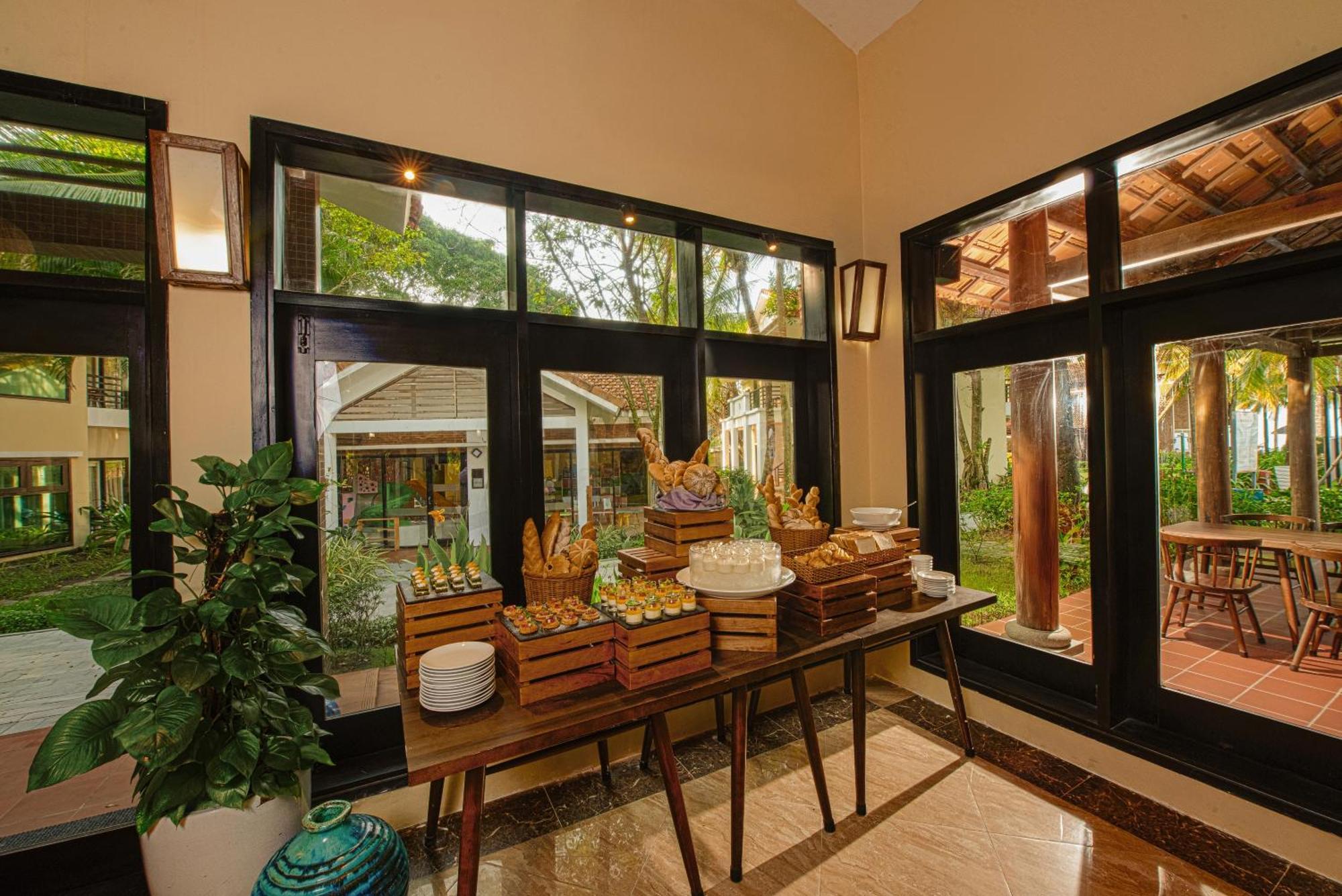Famiana Resort & Spa - Breakfast Is Served As Brunch 6Am30 To 1Pm Duong Dong Exterior foto