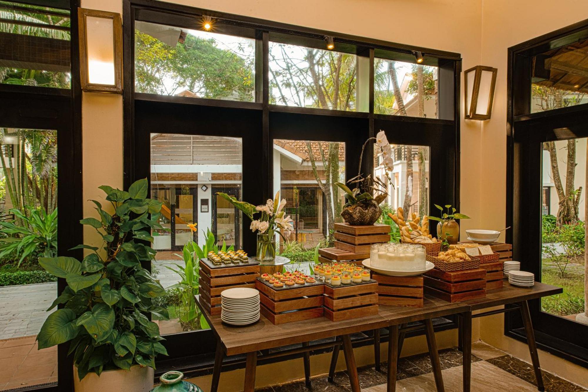 Famiana Resort & Spa - Breakfast Is Served As Brunch 6Am30 To 1Pm Duong Dong Exterior foto